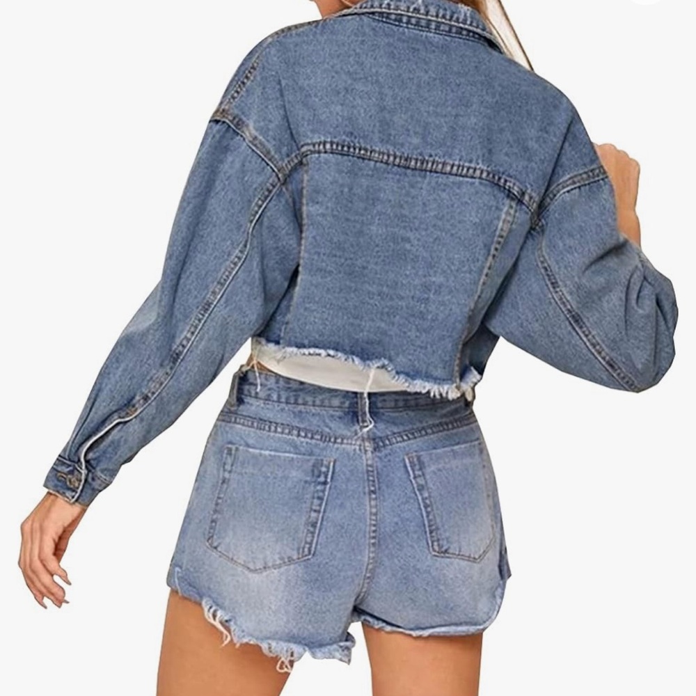 Dark blue denim jacket . Worn twice! Xxl